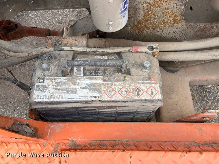 image for item LD9692 2006 Broce RJ-350  broom