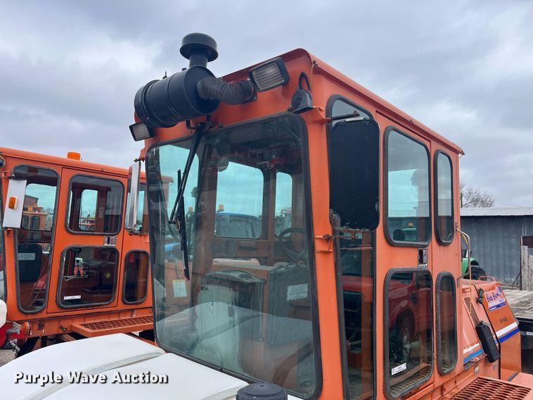 image for item LD9692 2006 Broce RJ-350  broom