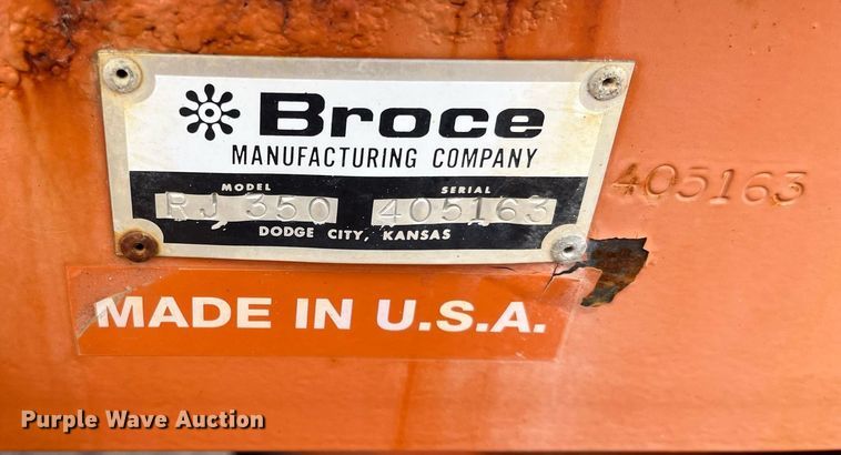 image for item LD9692 2006 Broce RJ-350  broom