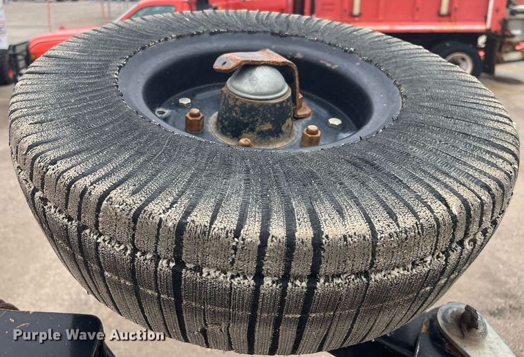 image for item LD9694 2012 Land Pride RCB6615  batwing rotary mower