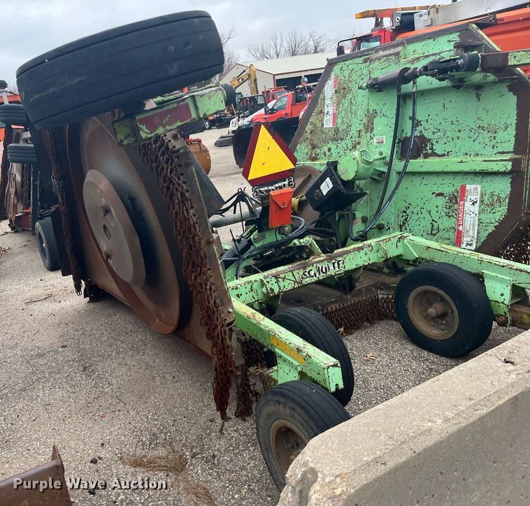 image for item LD9696 2001 Schulte XH1500  batwing rotary mower