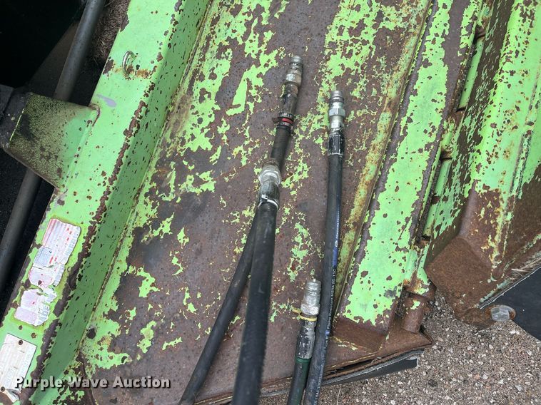 image for item LD9696 2001 Schulte XH1500  batwing rotary mower