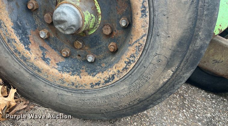 image for item LD9696 2001 Schulte XH1500  batwing rotary mower