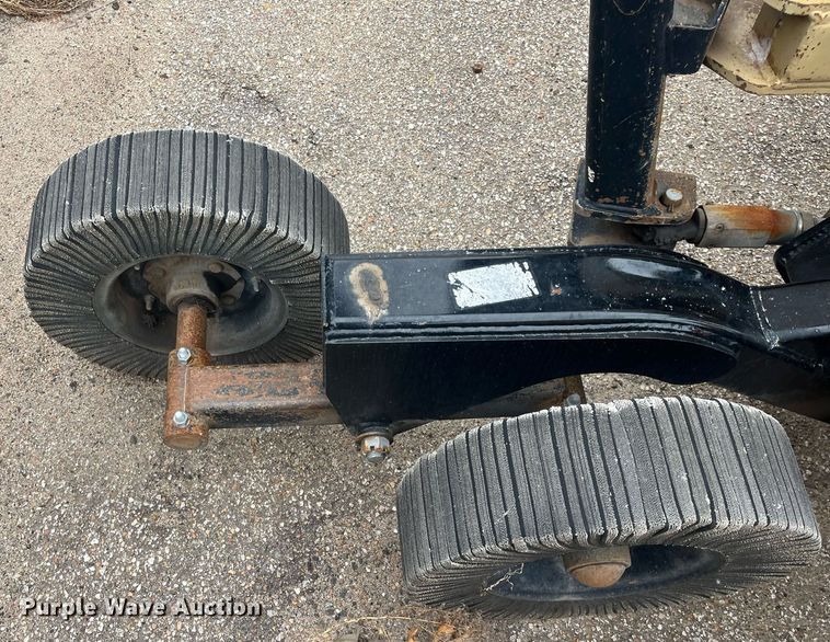 image for item LD9698 2007 Land Pride RCB6015  batwing rotary mower