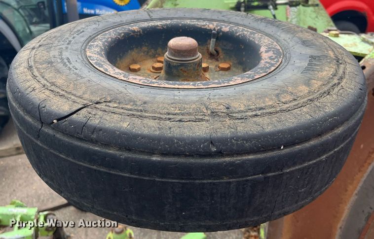 image for item LD9700 2001 Schulte XH1500  batwing rotary mower