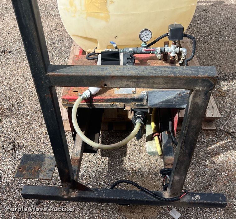 image for item LD9702 Poly tank