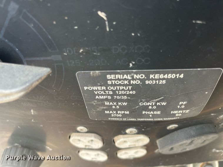 image for item LD9703 1994 Miller Bobcat 225G  welder/generator