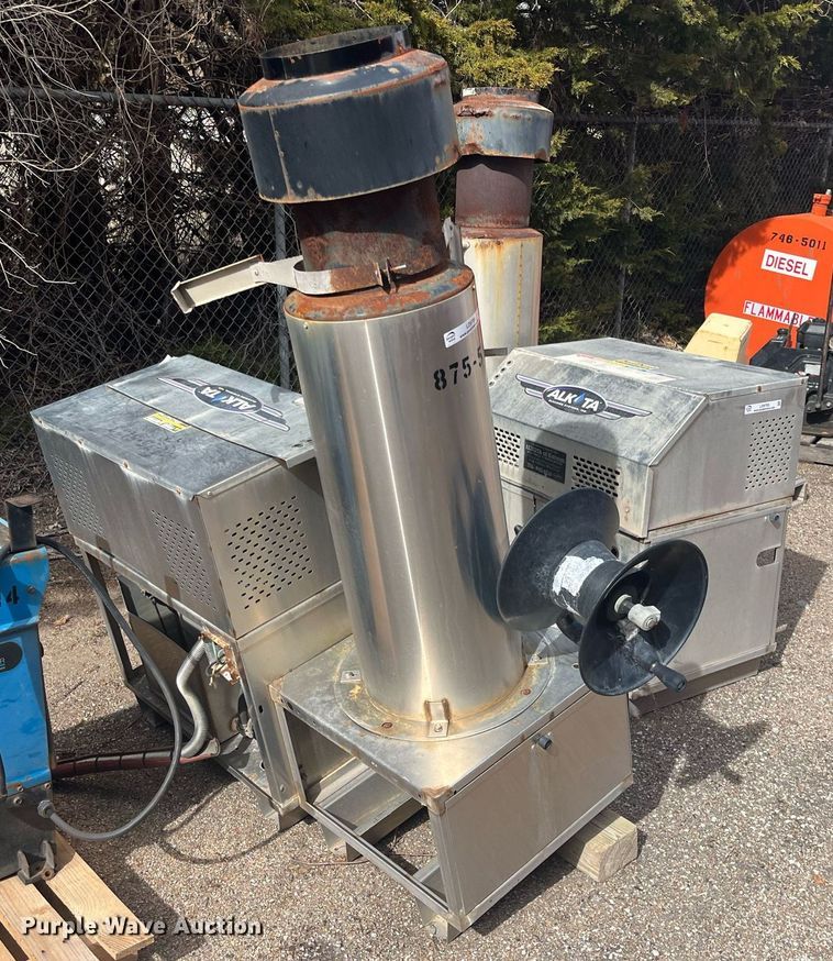 image for item LD9704 2013 Alkota 4201B-NG-UL  pressure washer