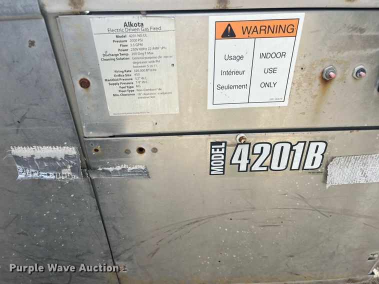 image for item LD9704 2013 Alkota 4201B-NG-UL  pressure washer