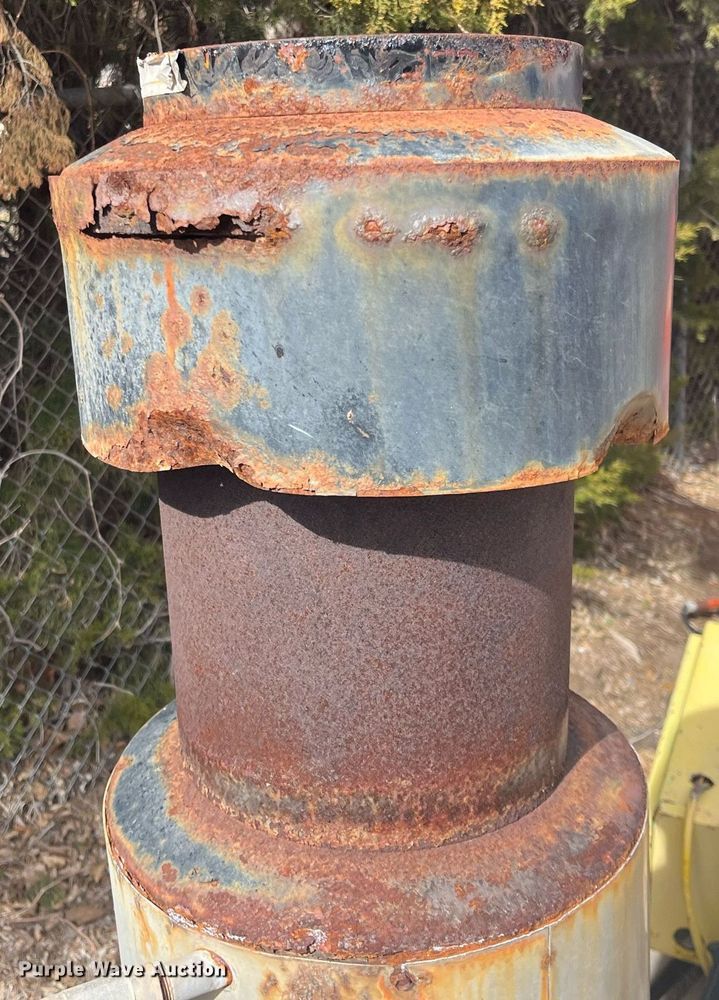 image for item LD9705 2012 Alkota 4201T-NG-UL  pressure washer