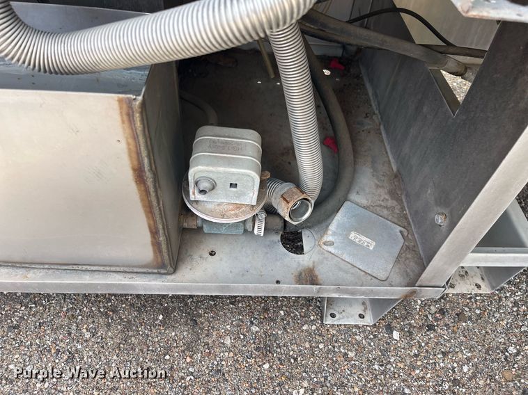 image for item LD9705 2012 Alkota 4201T-NG-UL  pressure washer