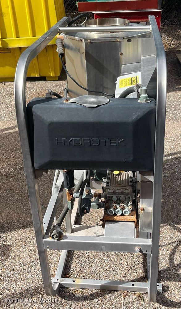 image for item LD9706 2015 Hydro Tek HN20004E2G  pressure washer