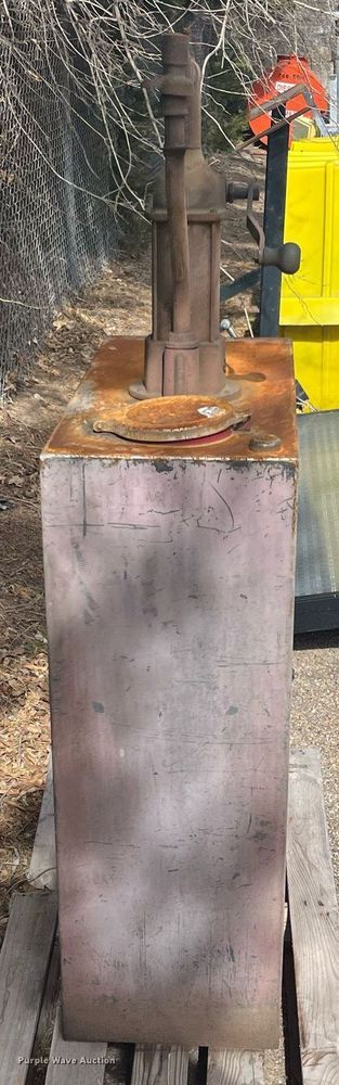 image for item LD9709 Bulk fluid tank