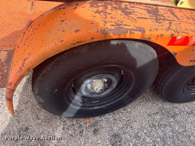 image for item LD9711 1985 JFW F2W  utility trailer