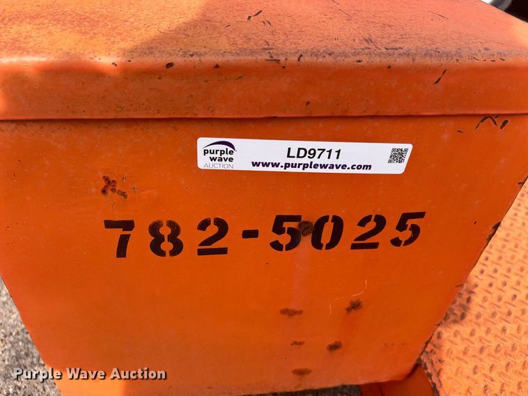 image for item LD9711 1985 JFW F2W  utility trailer