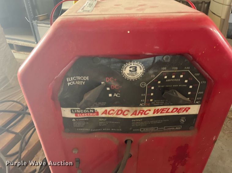 image for item LD9712 Lincoln AC/DC 225/125  welder