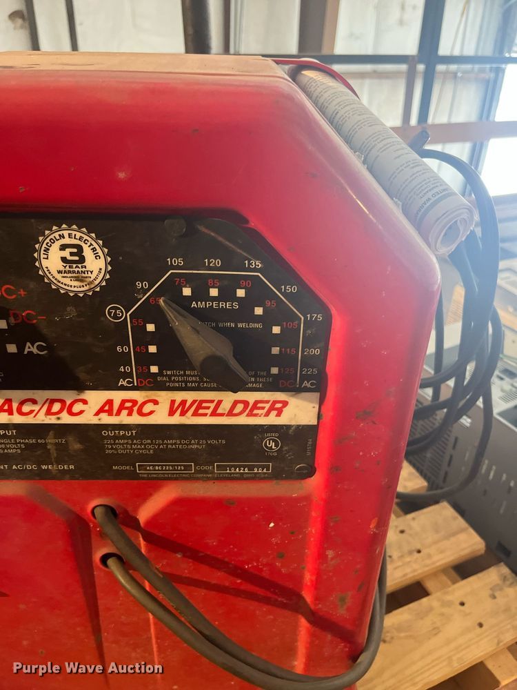 image for item LD9720 Lincoln AC/DC 225/125  welder