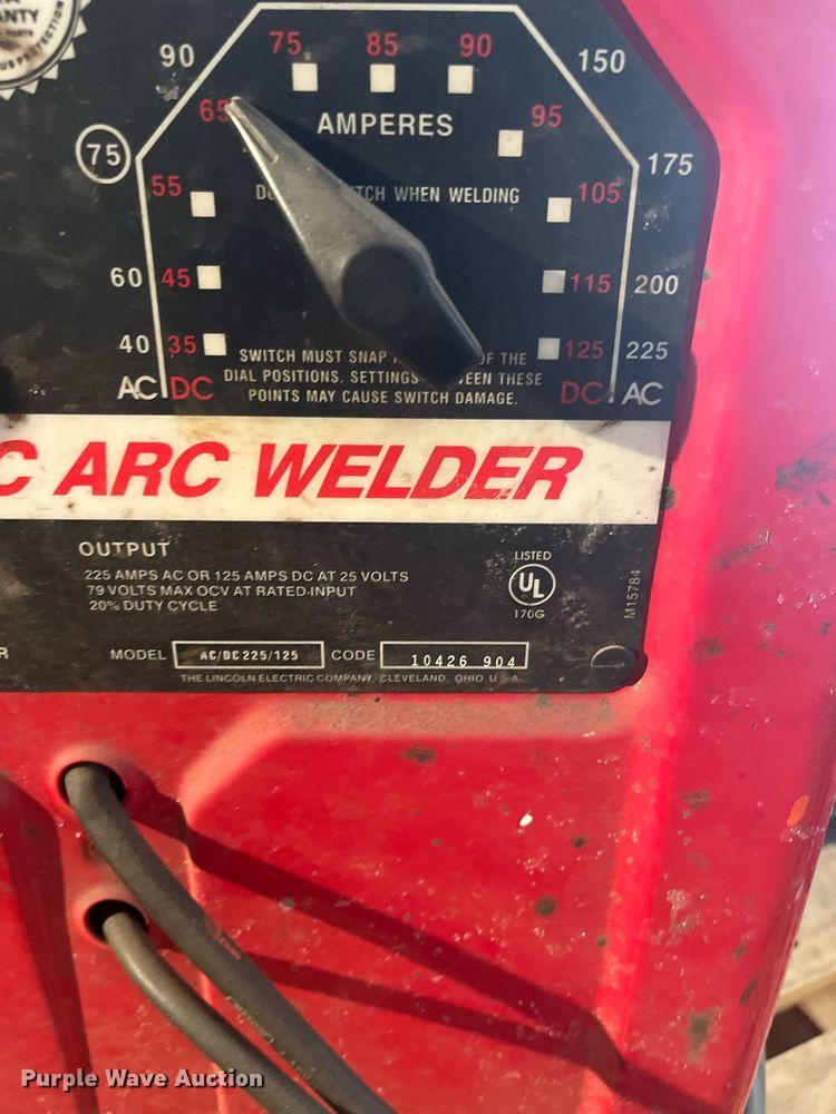 image for item LD9720 Lincoln AC/DC 225/125  welder