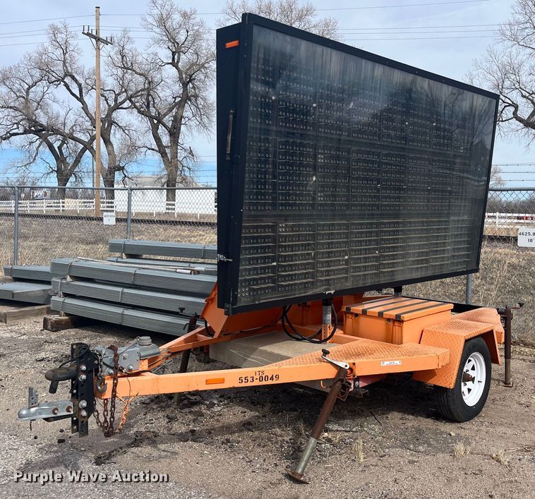 image for item LD9728 2009 Ver-Mac PCMS1210  message board trailer