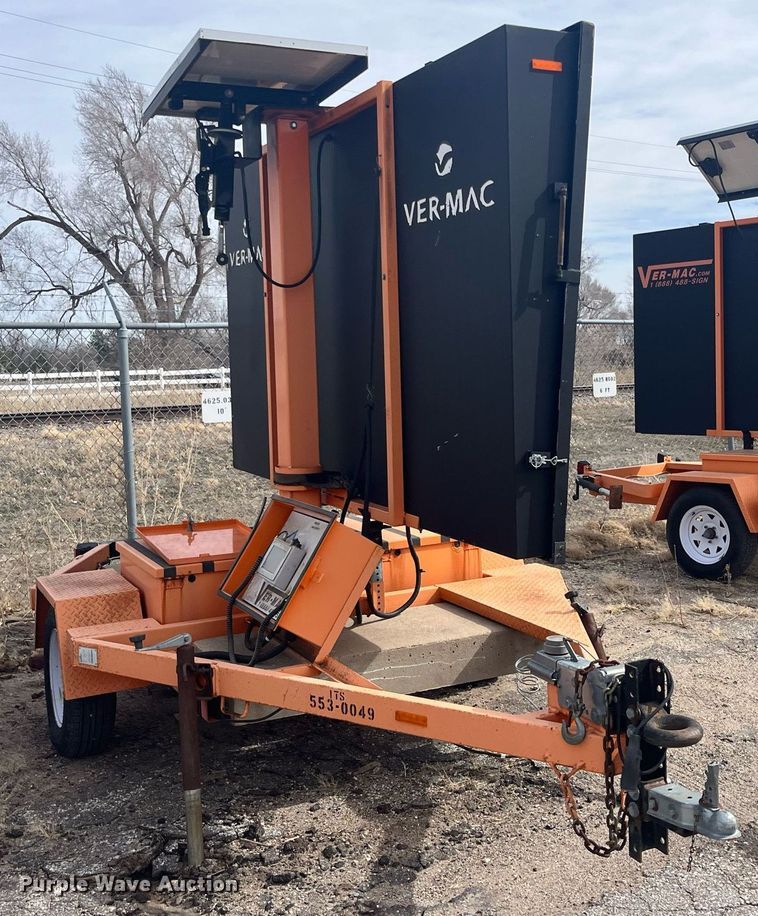 image for item LD9728 2009 Ver-Mac PCMS1210  message board trailer