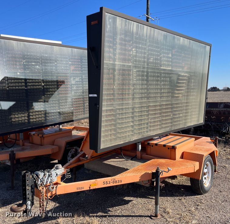 image for item LD9729 2008 Ver-Mac PCMS1210  message board trailer