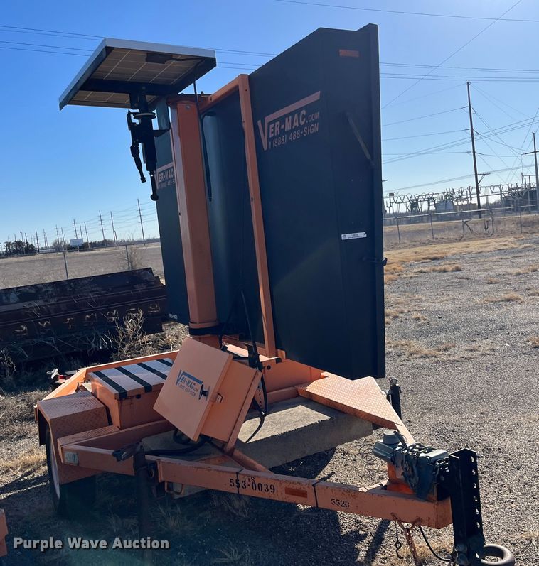 image for item LD9729 2008 Ver-Mac PCMS1210  message board trailer