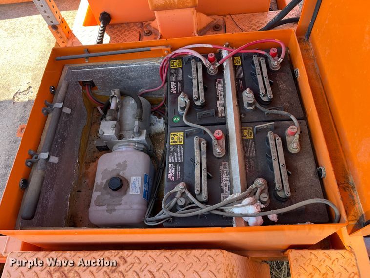 image for item LD9729 2008 Ver-Mac PCMS1210  message board trailer