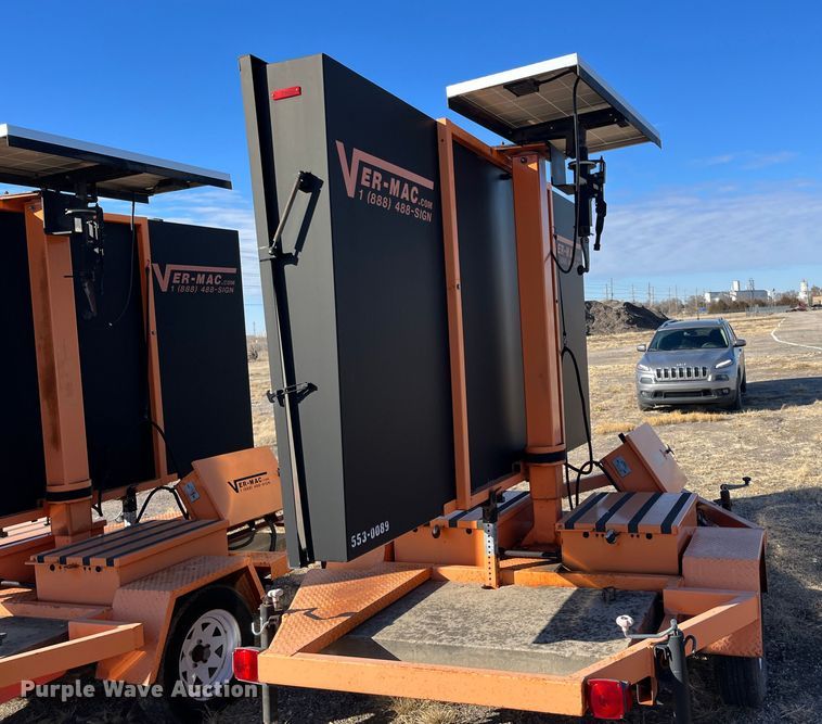 image for item LD9730 2008 Ver-Mac PCMS1210  message board trailer