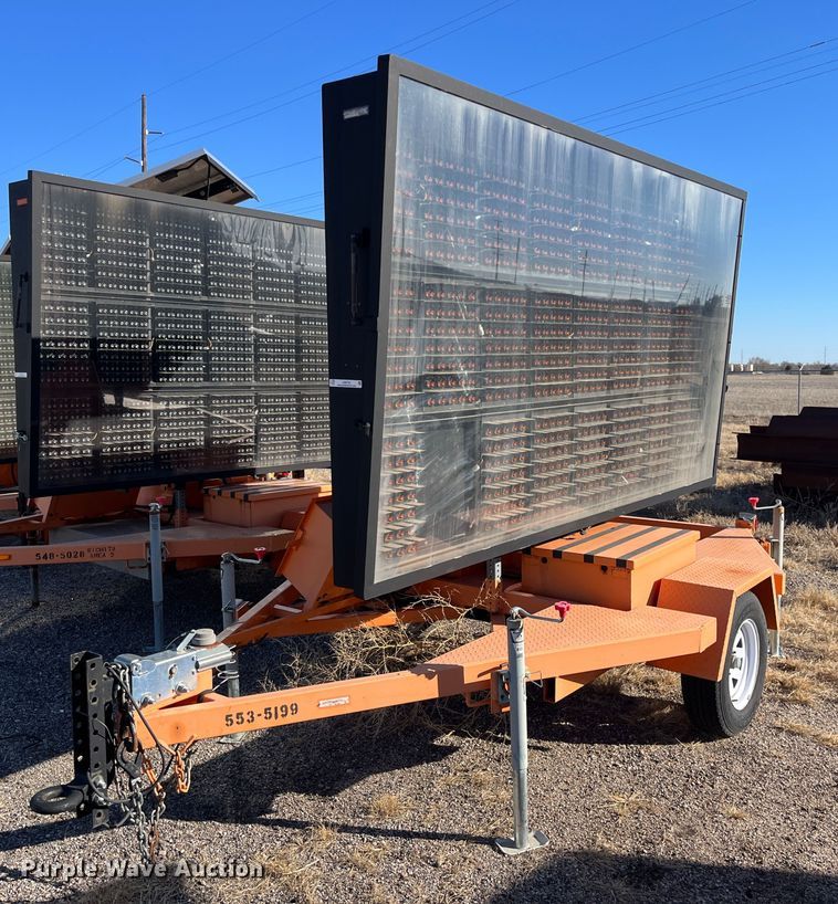 image for item LD9732 2009 Ver-Mac PCMS1210  message board trailer