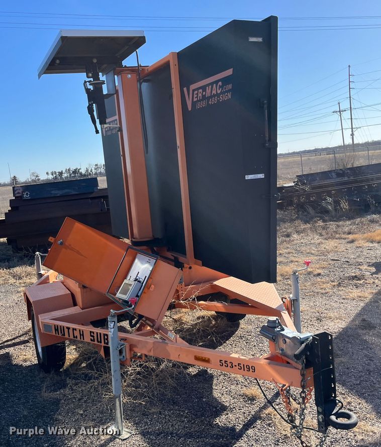 image for item LD9732 2009 Ver-Mac PCMS1210  message board trailer