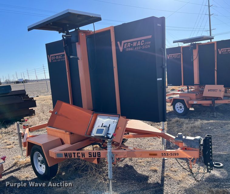 image for item LD9732 2009 Ver-Mac PCMS1210  message board trailer