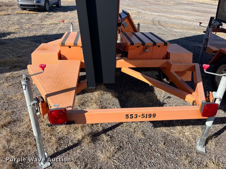 image for item LD9732 2009 Ver-Mac PCMS1210  message board trailer