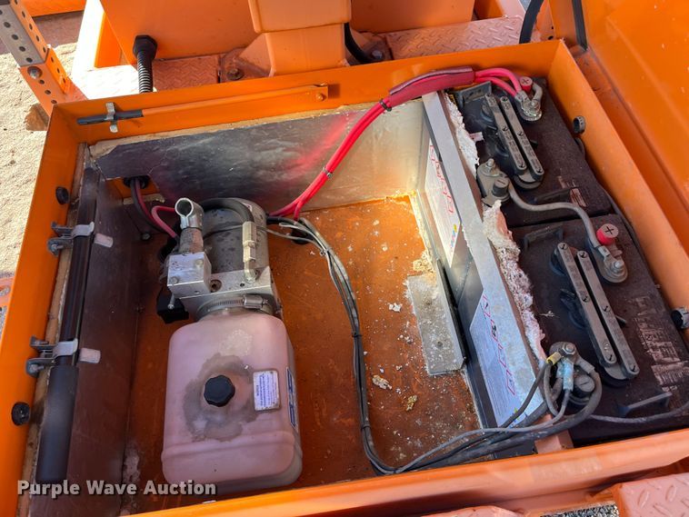 image for item LD9733 2008 Ver-Mac PCMS1210  message board trailer