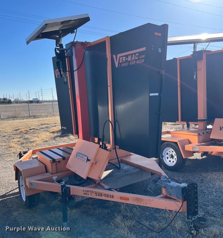 image for item LD9734 2008 Ver-Mac PCMS1210  message board trailer