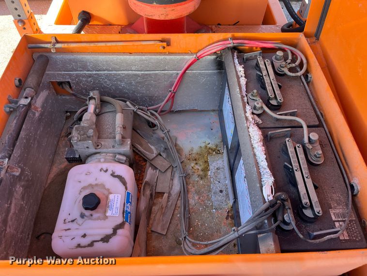 image for item LD9734 2008 Ver-Mac PCMS1210  message board trailer