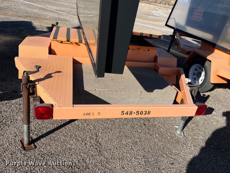 image for item LD9734 2008 Ver-Mac PCMS1210  message board trailer