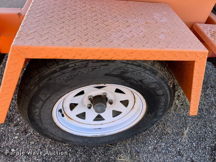 image for item LD9734 2008 Ver-Mac PCMS1210  message board trailer