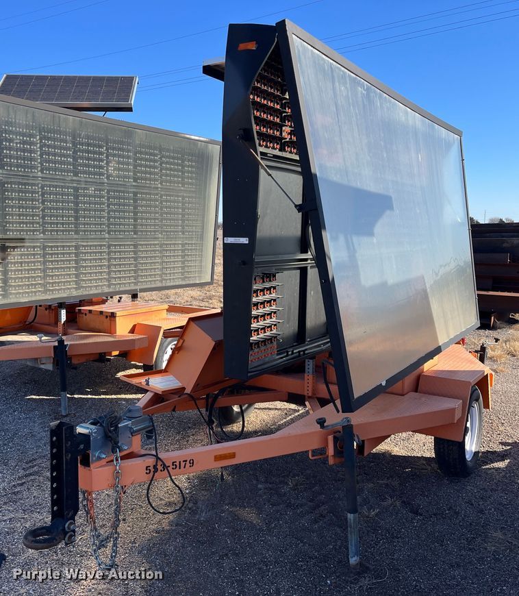 image for item LD9735 2009 Ver-Mac PCMS1210  message board trailer