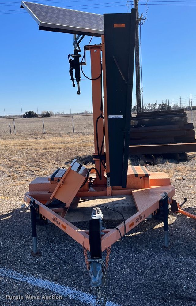 image for item LD9736 2008 Ver-Mac PCMS1210  message board trailer