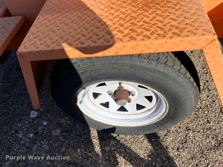 image for item LD9736 2008 Ver-Mac PCMS1210  message board trailer