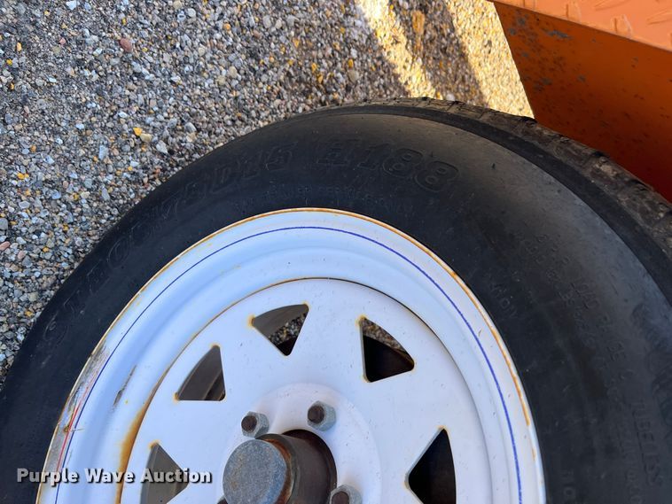 image for item LD9736 2008 Ver-Mac PCMS1210  message board trailer