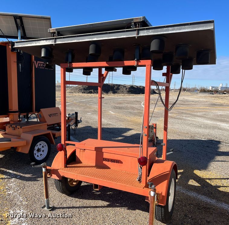 image for item LD9737 2001 Ver-Mac ST4825  arrow board trailer