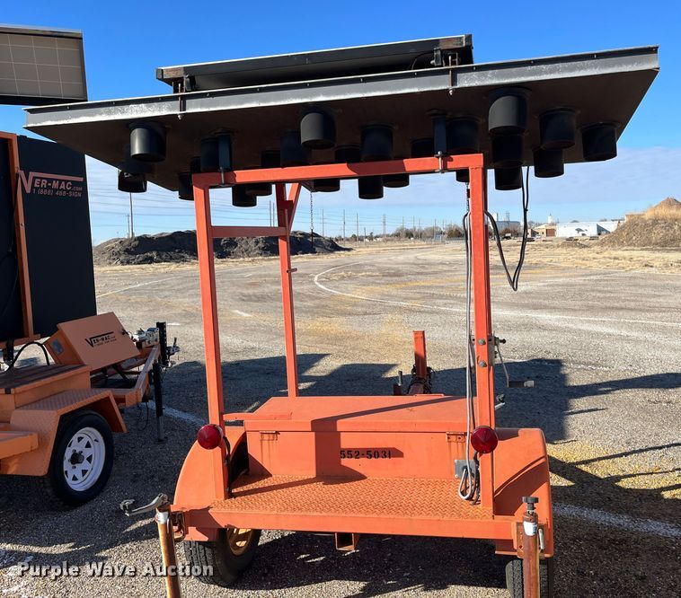 image for item LD9737 2001 Ver-Mac ST4825  arrow board trailer