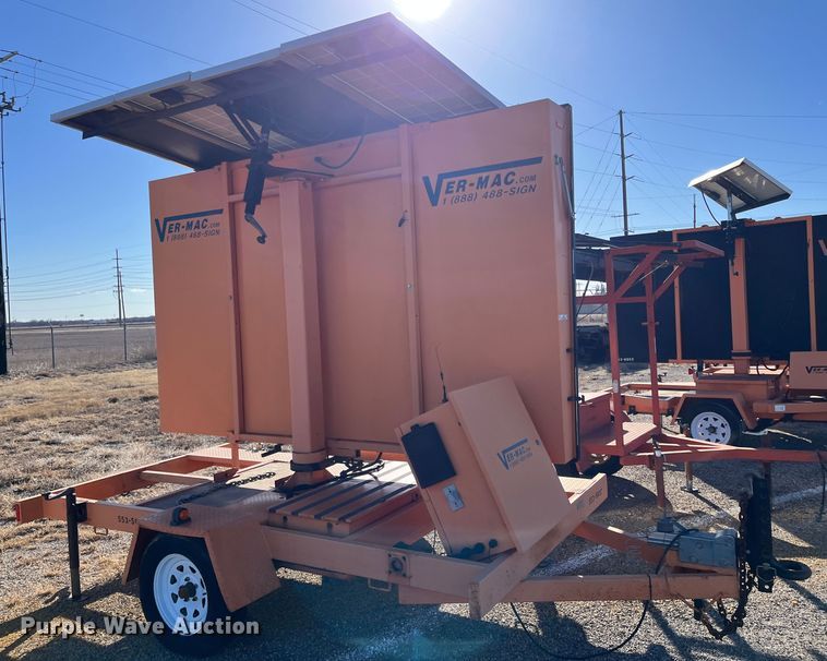 image for item LD9738 2007 Ver-Mac PCMS1210  message board trailer