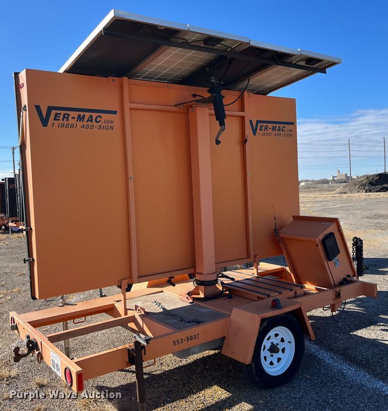 image for item LD9738 2007 Ver-Mac PCMS1210  message board trailer