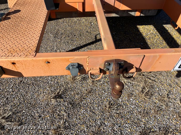 image for item LD9738 2007 Ver-Mac PCMS1210  message board trailer