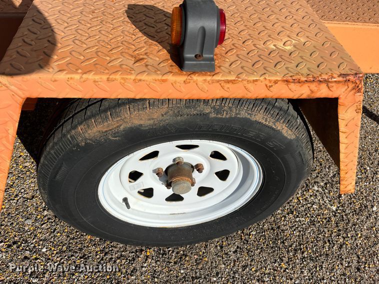 image for item LD9738 2007 Ver-Mac PCMS1210  message board trailer