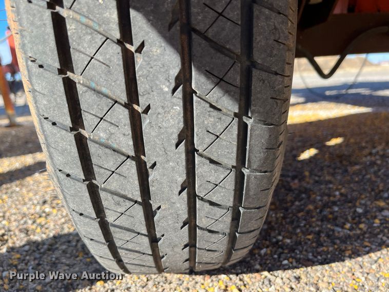 image for item LD9738 2007 Ver-Mac PCMS1210  message board trailer