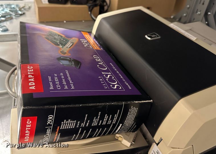 image for item LN9040 Office equipment