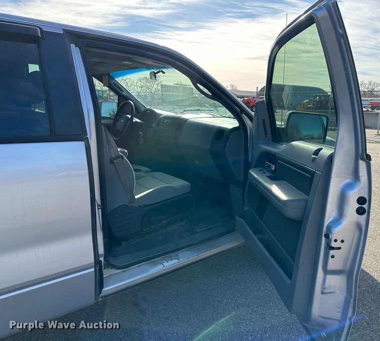 image for item LN9043 2007 Ford F150  SuperCab pickup truck